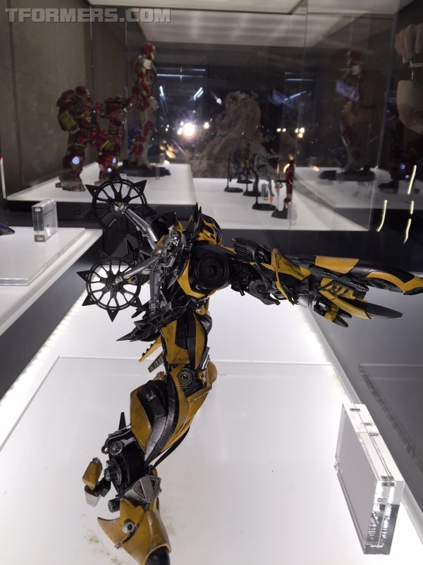 SDCC 2015   Transformers Comicave Optimus Prime Bumblebee Statues From,Bluefin  (18 of 24)
